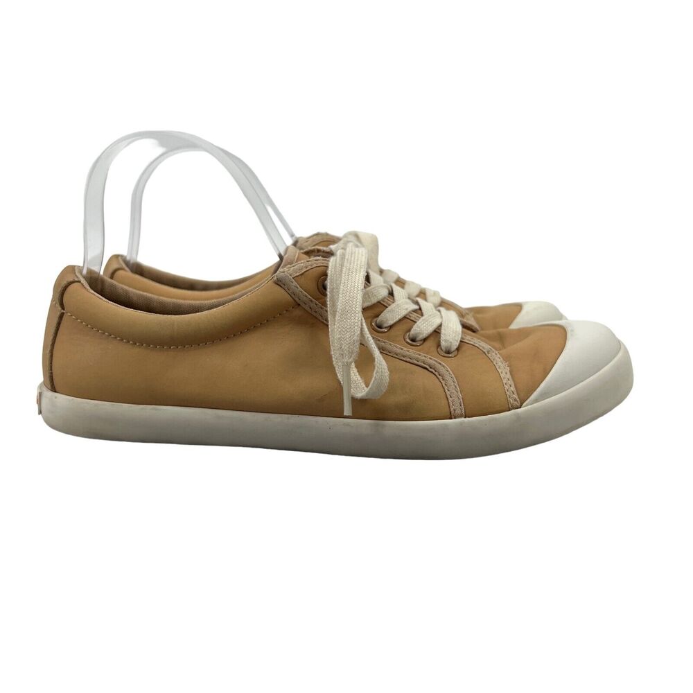 Tommy Bahama Sneakers Womens 9.5 Wheat Beige Low Top Leather Boat Dock Shoe